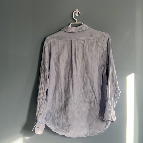 SOLD Aritzia wilfred free sail shirt - Picture 3 of 4